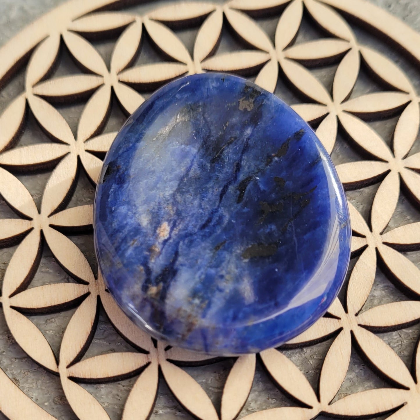 Galet anti-stress en Sodalite
