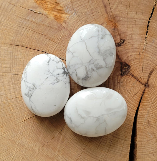 Galet Howlite