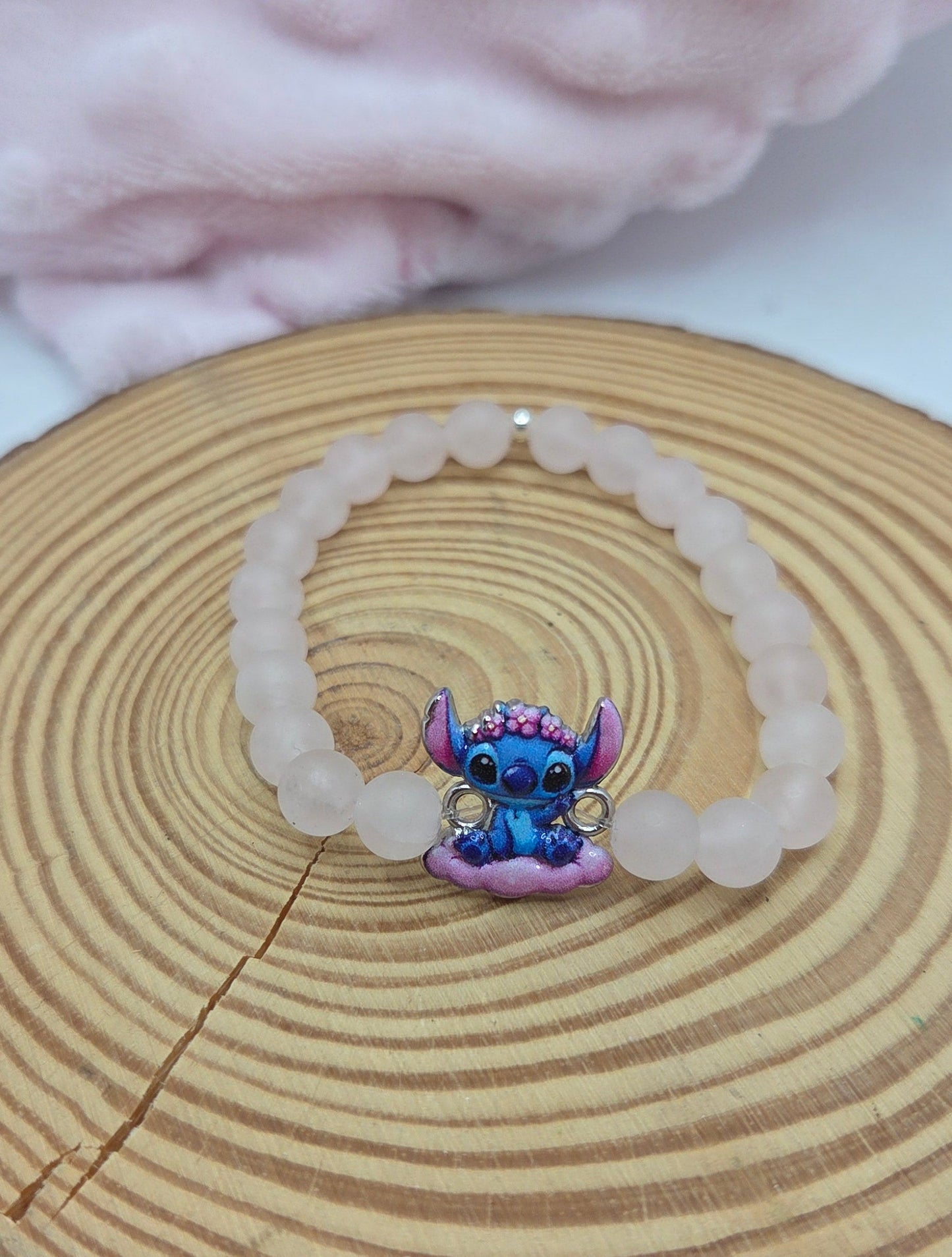 Bracelet enfant avec pendentif stitch - Quartz rose Créa'Clo